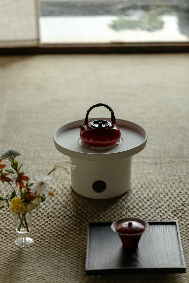 Minimalist White Clay Moon Serenity Charcoal Stove