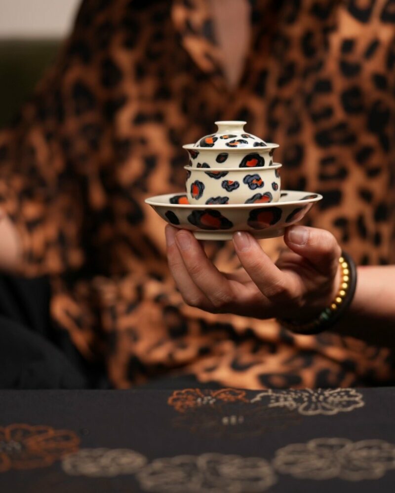 Hand-painted Qinghua Iron-red Porcelain leopard motif 60ml Gaiwan Set