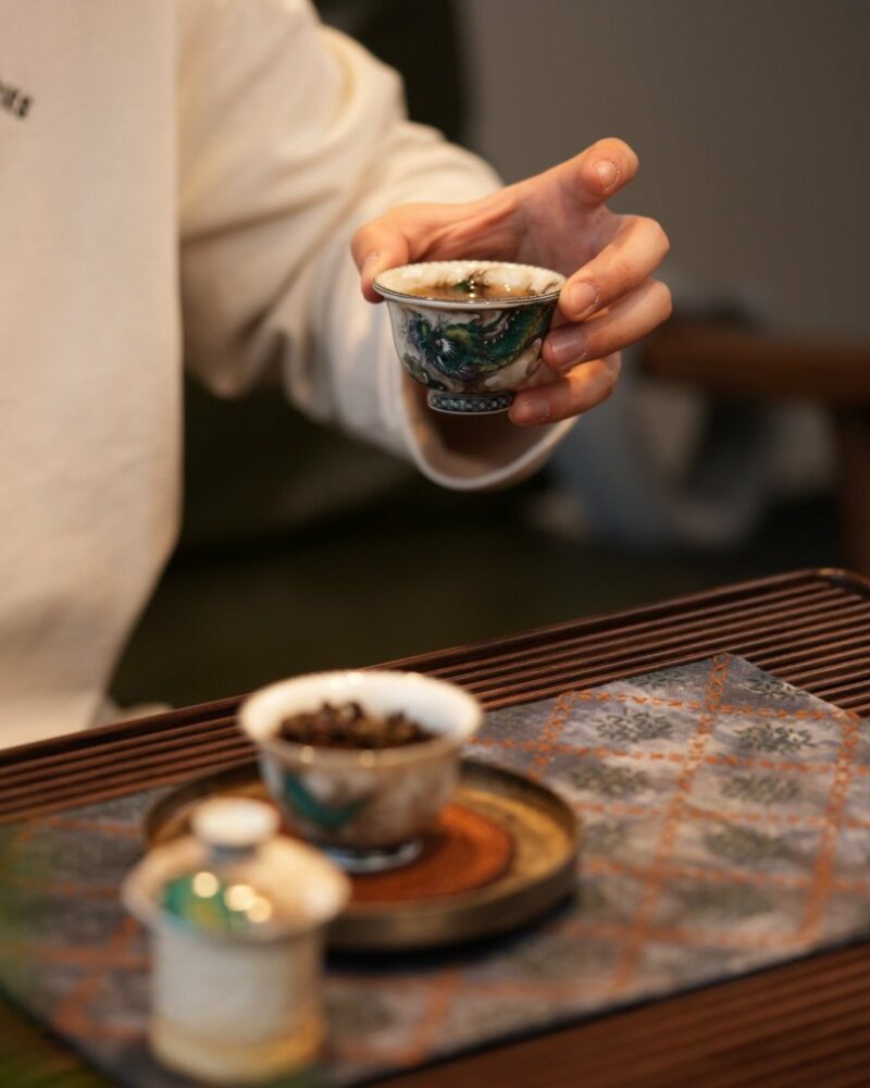 Handmade Overglaze decoration Chinese Style Porcelain Cloud-Piercing Green Dragon 70ml Gaiwan Set Preorder Ship in 30 Days