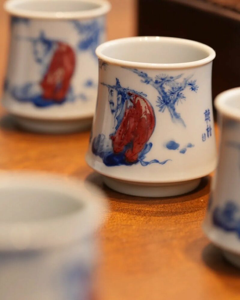 Handmade-Underglaze-Red-Porcelain-Blue-and-White-Listen-to-the-Pine-90cc-Host-Cup3 Handmade Underglaze Red Porcelain Blue and White Listen to the Pine 90cc Host Cup