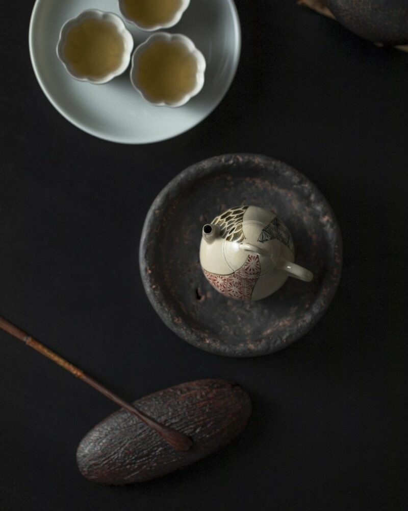 Handmade Vintage Style Japanese Style Ceramic Hand-Painted Pear Shape Chinese Teapot