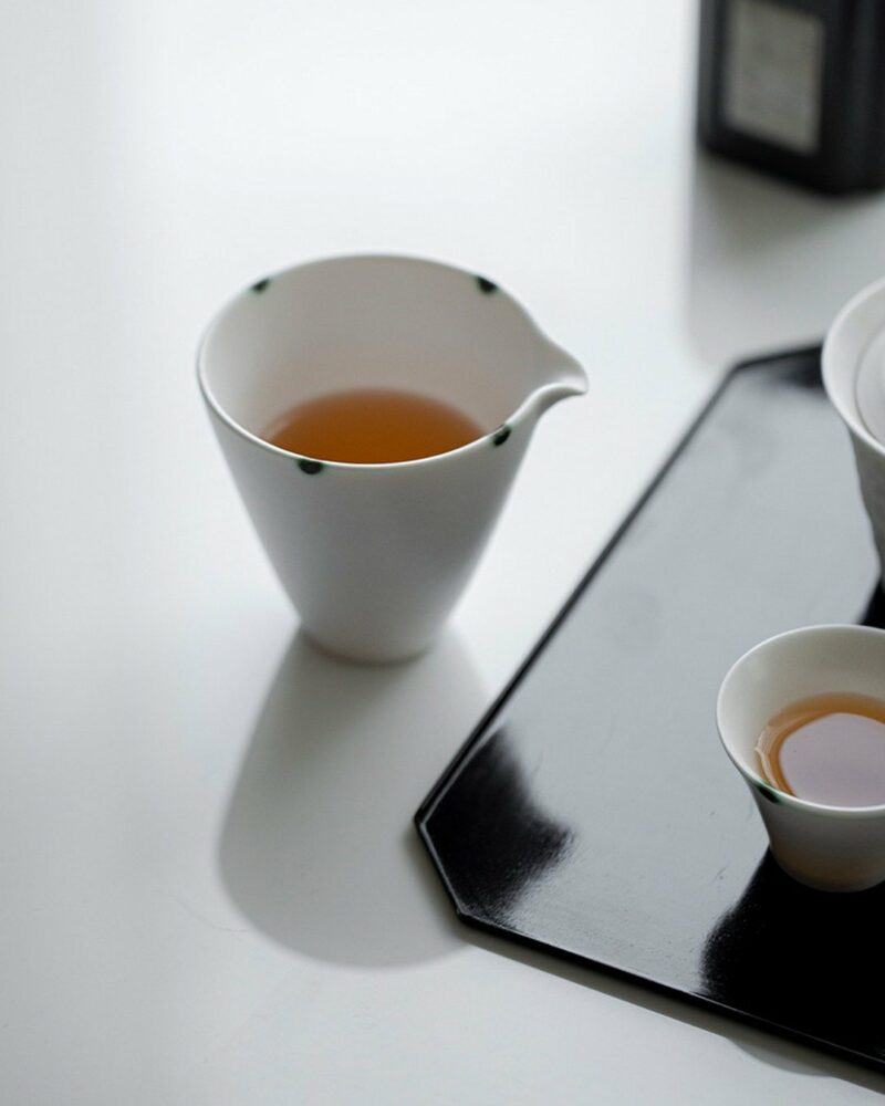 Minimalist-Porcelain-Lard-White-Jade-Dot-Rim-150ml-Fair-Cup-Gong-Dao-Bei7 Minimalist Porcelain Lard White Jade Dot Rim 150ml Fair Cup Gong Dao Bei