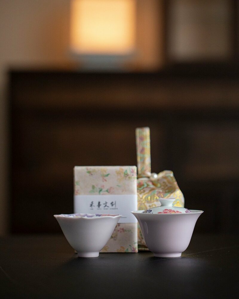 Portable Chinese Style Ceramic Sakura-pattern 90ml Travel Tea Set