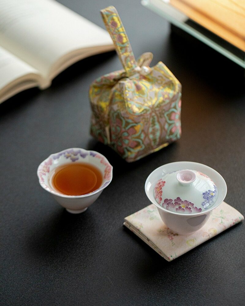 Portable Chinese Style Ceramic Sakura-pattern 90ml Travel Tea Set