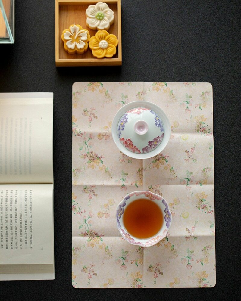 Portable Chinese Style Ceramic Sakura-pattern 90ml Travel Tea Set