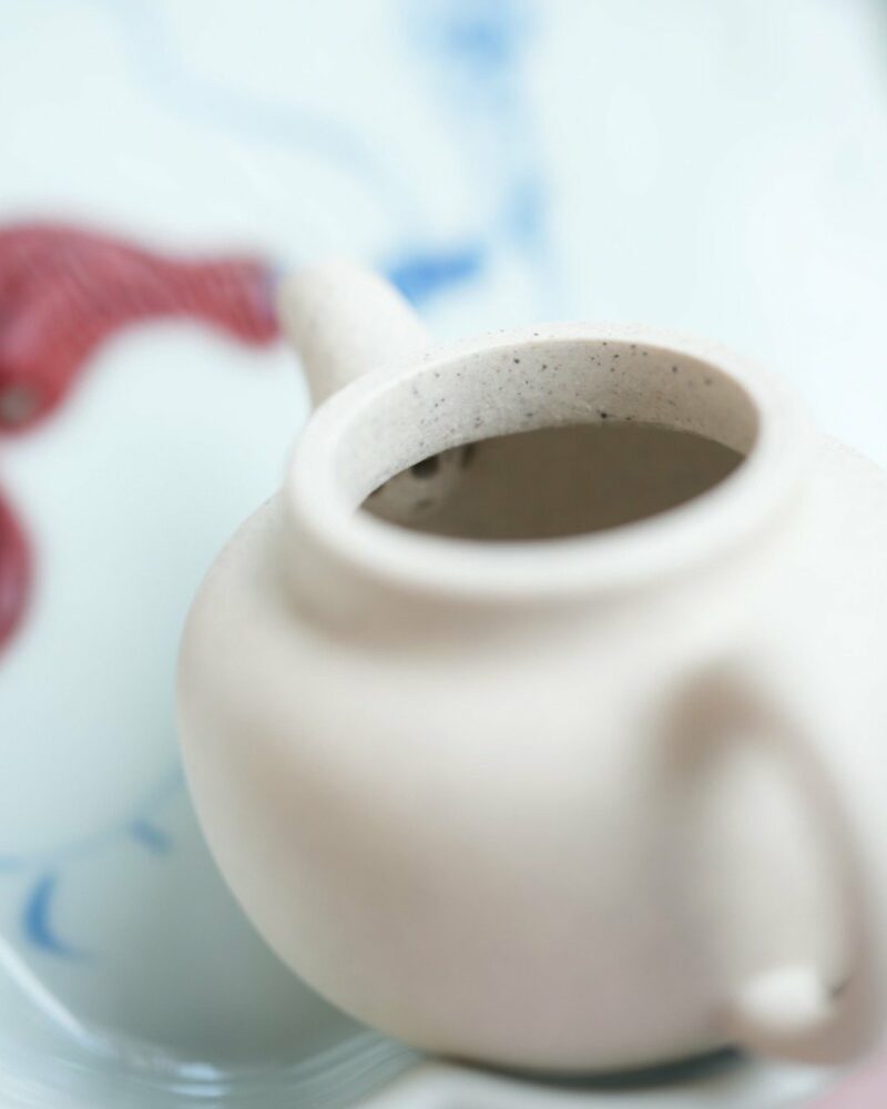 Half Handmade White Duanni Mini Duo Qiu 45ml Yixing Teapot