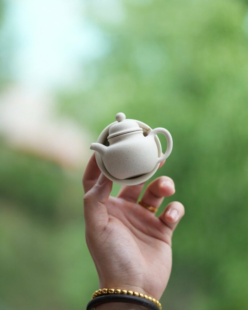 Half Handmade White Duanni Mini Duo Qiu 45ml Yixing Teapot