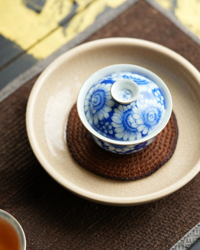 Hand-painted Qinghua Gold Rim Porcelain Sunflower 85ml Gaiwan Set