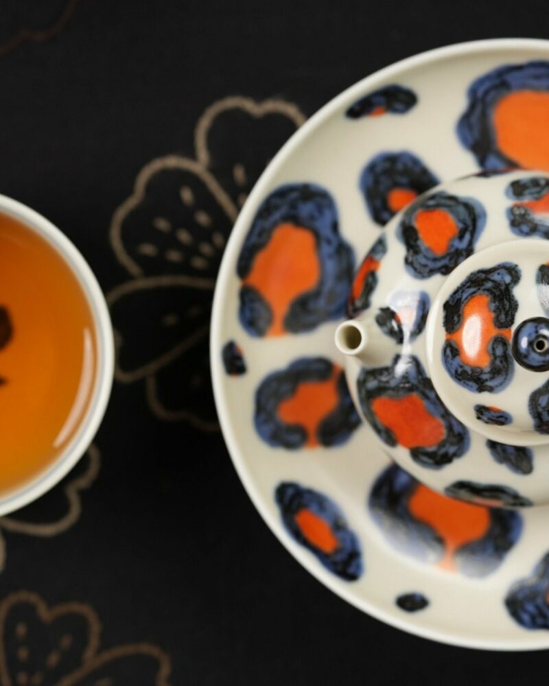 Hand-painted Qinghua Iron-red Porcelain Leopard Mini Rong Tian 65ml Chinese Teapot