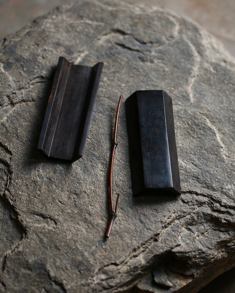 Handmade Chinese Style Wood Mountain Sequence Sandalwood ChaZe With Tea Needle