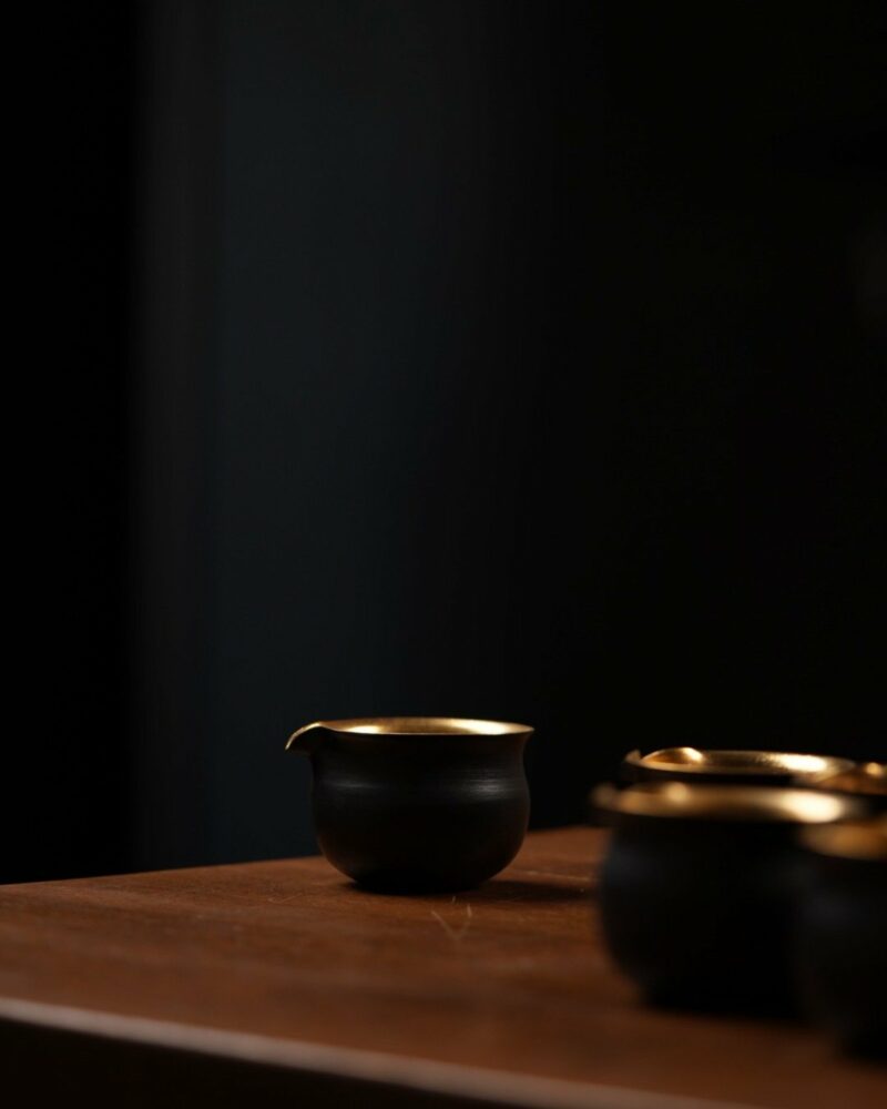 Handmade Clay Black Glaze Gold Brushed 100ml Fair Cup Gong Dao Bei