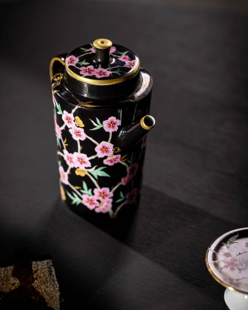 Handmade-Hand-painted-Porcelain-Peach-Blossom-Black-and-Gold-Tea-Set-Chinese-Tea-Set3 Handmade Hand-painted Porcelain Peach Blossom Black and Gold Tea Set Chinese Tea Set