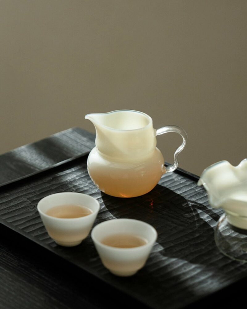 Jade-White-Glass-Yellow-High-Foot-150ml-Gaiwan7 Jade White Glass Yellow High Foot 150ml Gaiwan