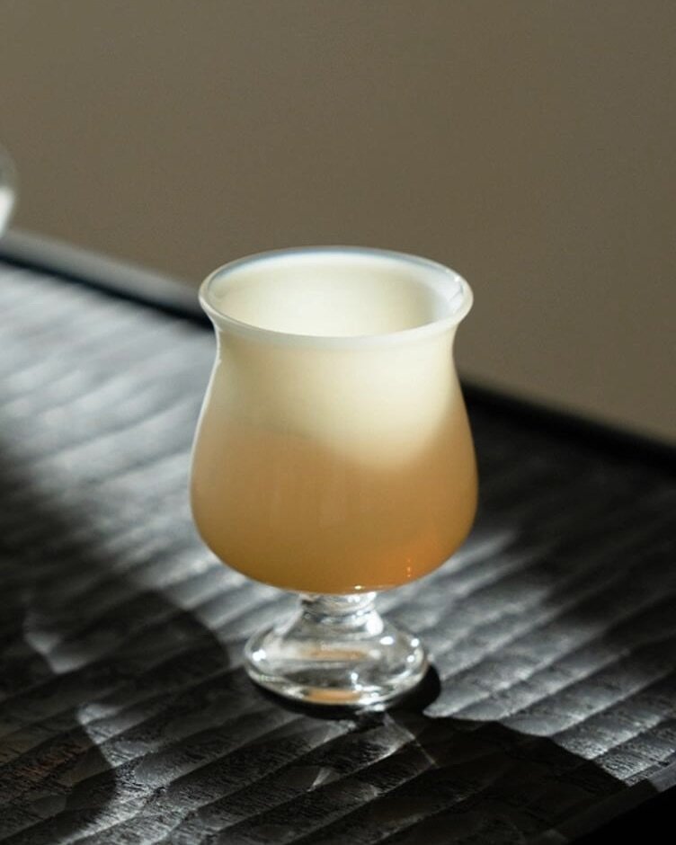 Jade-White-Glass-Yellow-High-Foot-150ml-Gaiwan9 Jade White Glass Yellow High Foot 150ml Gaiwan