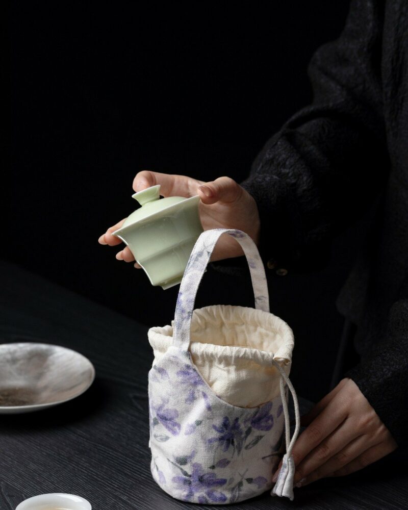 Minimalist Artistic Chinese Style Cotton Linen Purple Floral Pattern Carrying Bag