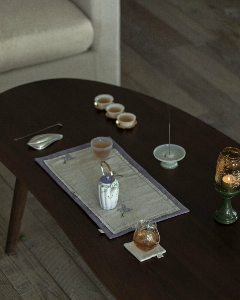 Minimalist Elegant Glass Jade High-foot Incense Holder