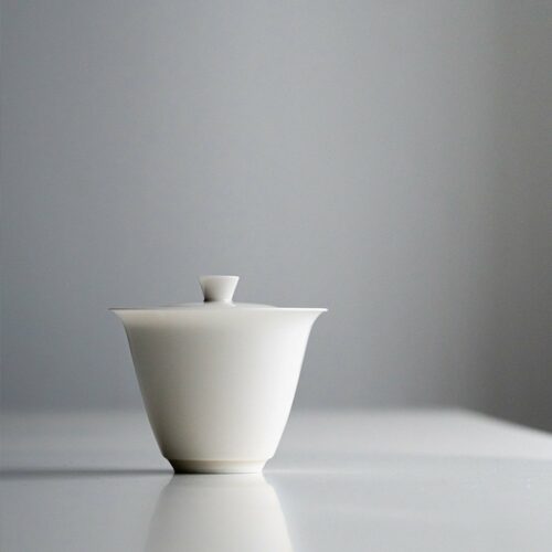 Minimalist Porcelain Apricot White 160ml Gaiwan