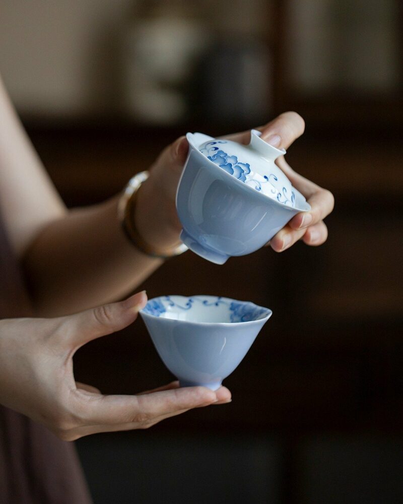 Portable Chinese Style Ceramic Peony 120ml Travel Tea Set