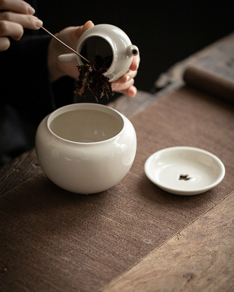 Vintage Style Ash Glaze Ceramic Auspicious Cloud 550ml Tea Basin