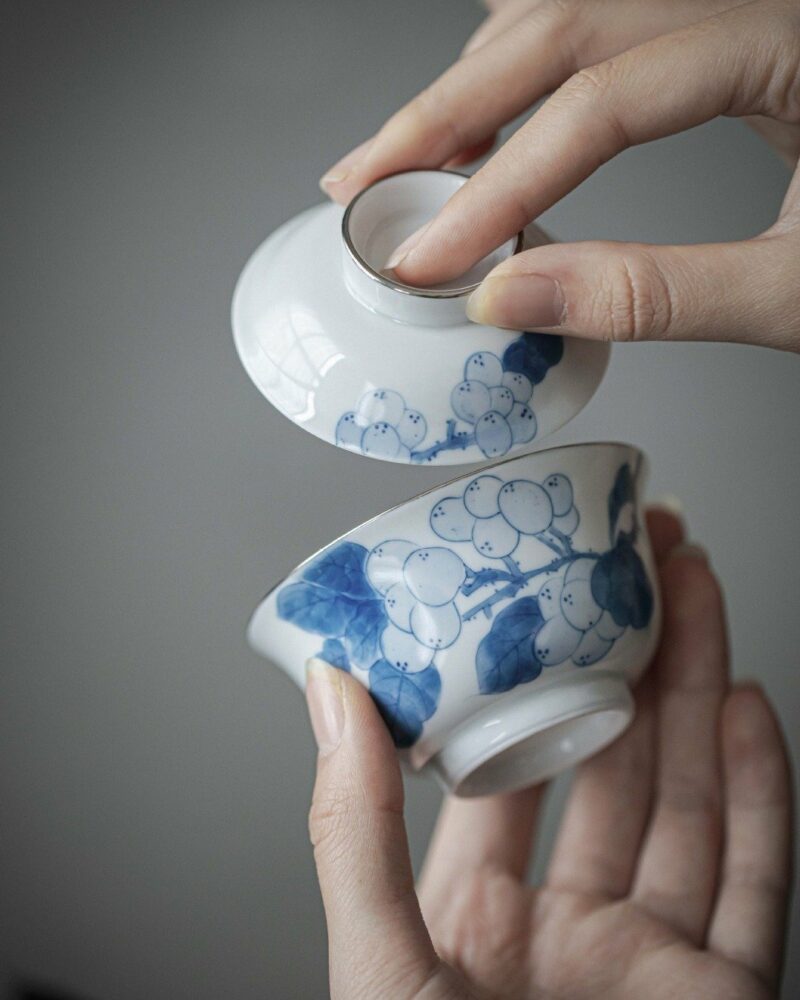 Vintage-Style-Qinghua-Ceramic-Loquat-90ml-Travel-Tea-Set4 Vintage Style Qinghua Ceramic Loquat 90ml Travel Tea Set