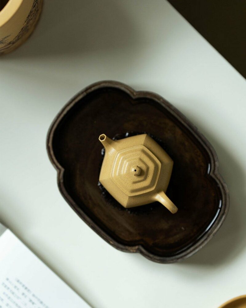 Fully Handmade Ben Shan Lvni Hai Gu 95ml Yixing Teapot