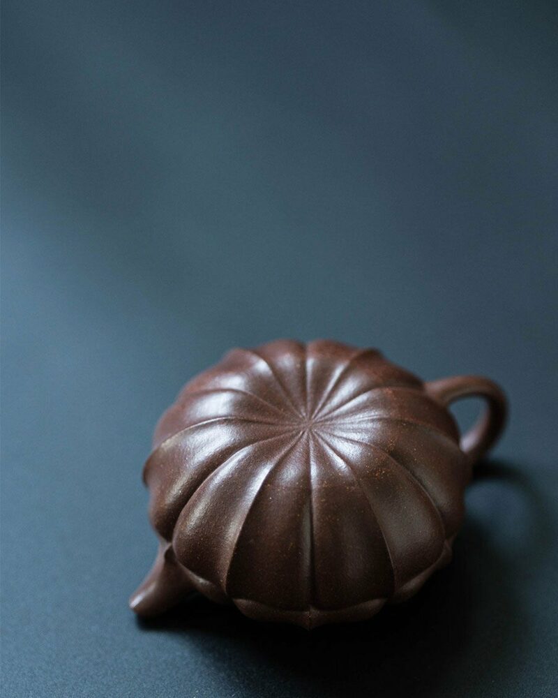 Fully-Handmade-Naturally-Mixed-Zini-Duanni-Clay-Ribbed-Shape-Heling-style-160ml-Yixing-Teapot9 Fully Handmade Naturally Mixed Zini Duanni Clay Ribbed Shape Heling-style 160ml Yixing Teapot