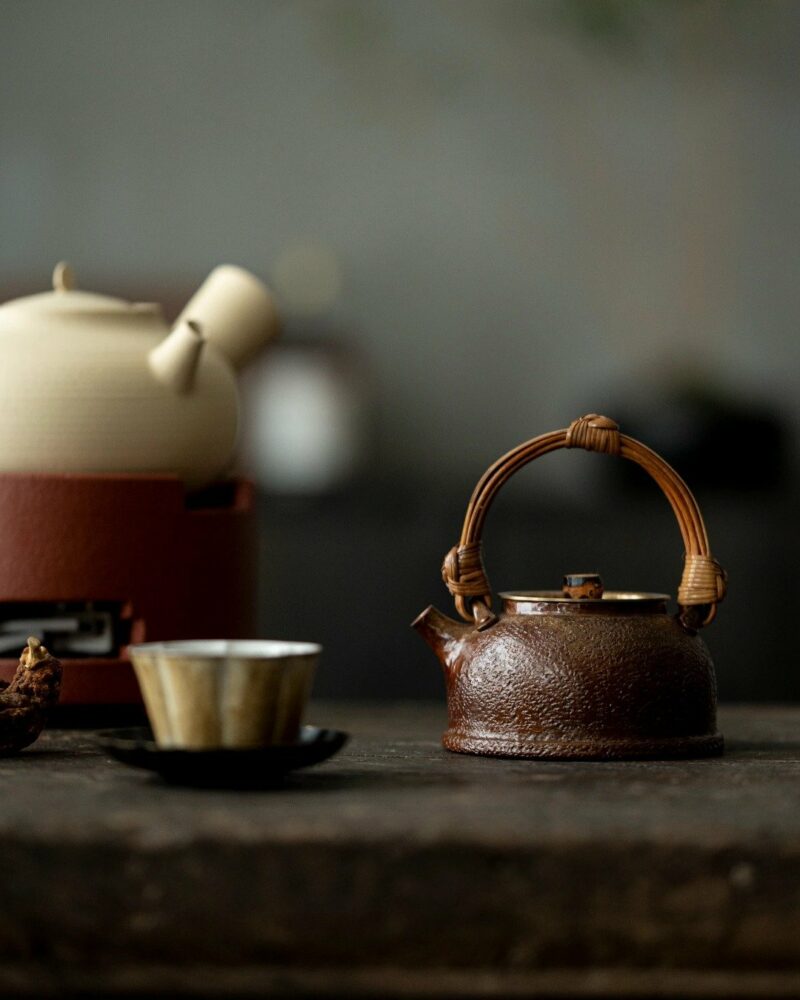 Handmade-Hammered-Red-Copper-Bamboo-woven-Handle-180ml-Teapot6 Handmade Hammered Red Copper Bamboo-woven Handle 180ml Teapot