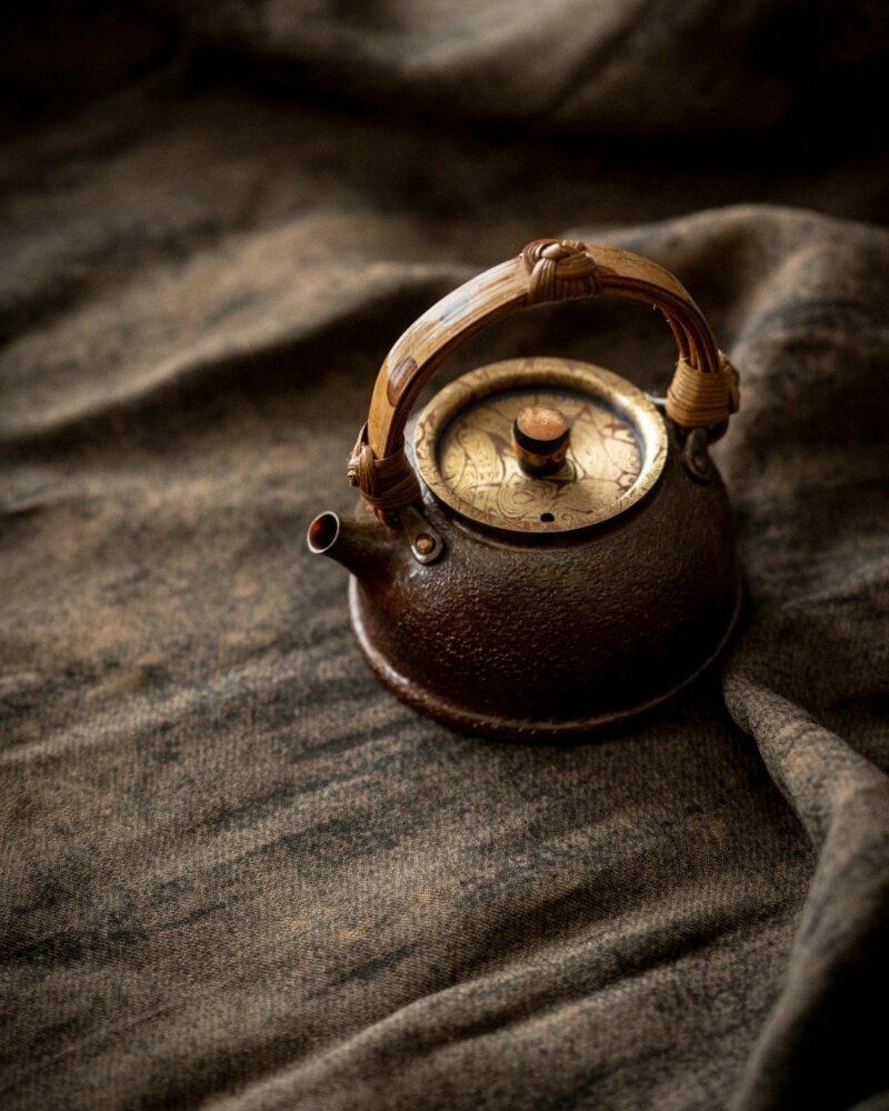 Handmade-Hammered-Red-Copper-Bamboo-woven-Handle-180ml-Teapot9 Handmade Hammered Red Copper Bamboo-woven Handle 180ml Teapot