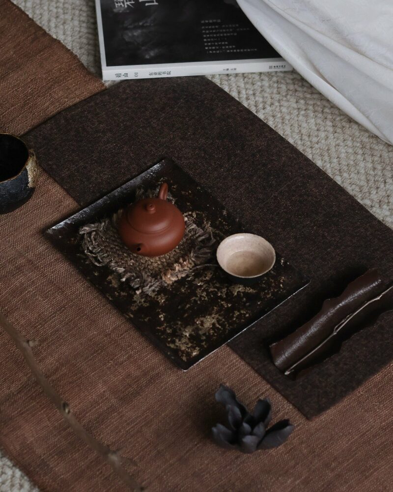 Handmade Hammered Texture Wabisabi Style Iron Mountain Sparrow Dry Brew Tea Tray