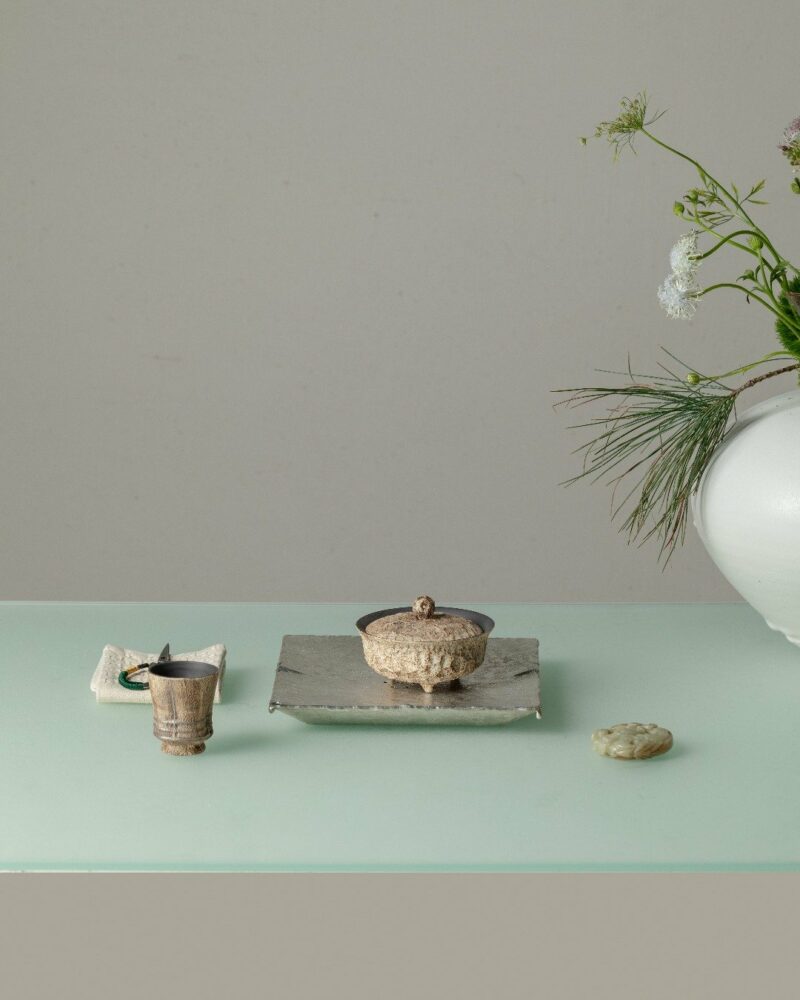 Handmade Wabi-sabi Ceramic Rustic stone-textured three-footed 80ml Gaiwan