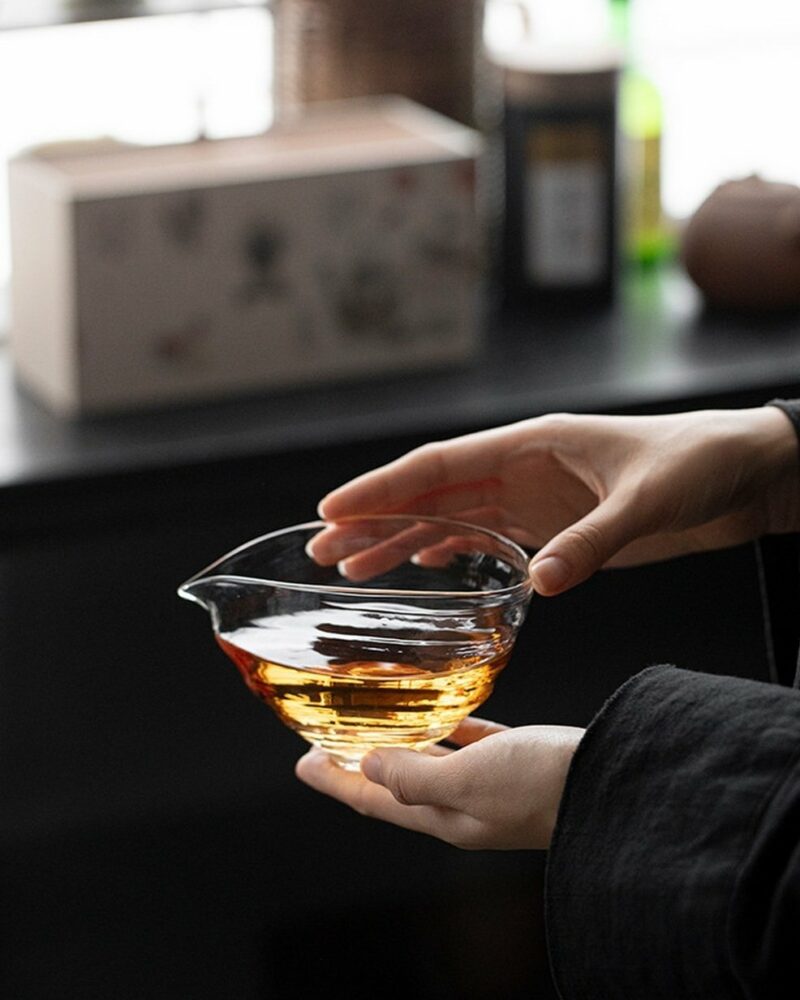 Elegant-Glass-Rippled-Texture-260ml-Fair-Cup-Gong-Dao-Bei3 Elegant Glass Rippled Texture 260ml Fair Cup Gong Dao Bei