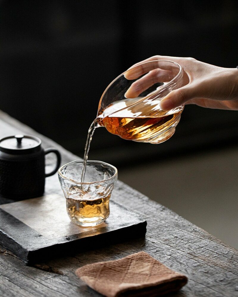 Elegant-Glass-Rippled-Texture-260ml-Fair-Cup-Gong-Dao-Bei5 Elegant Glass Rippled Texture 260ml Fair Cup Gong Dao Bei