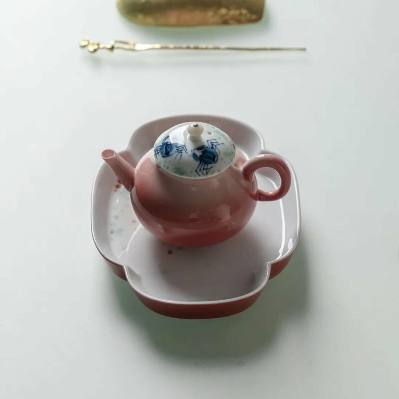 Hand-painted Porcelain Crab Pattern Gradient Pink Pear-Shaped 90ml Chinese Teapot