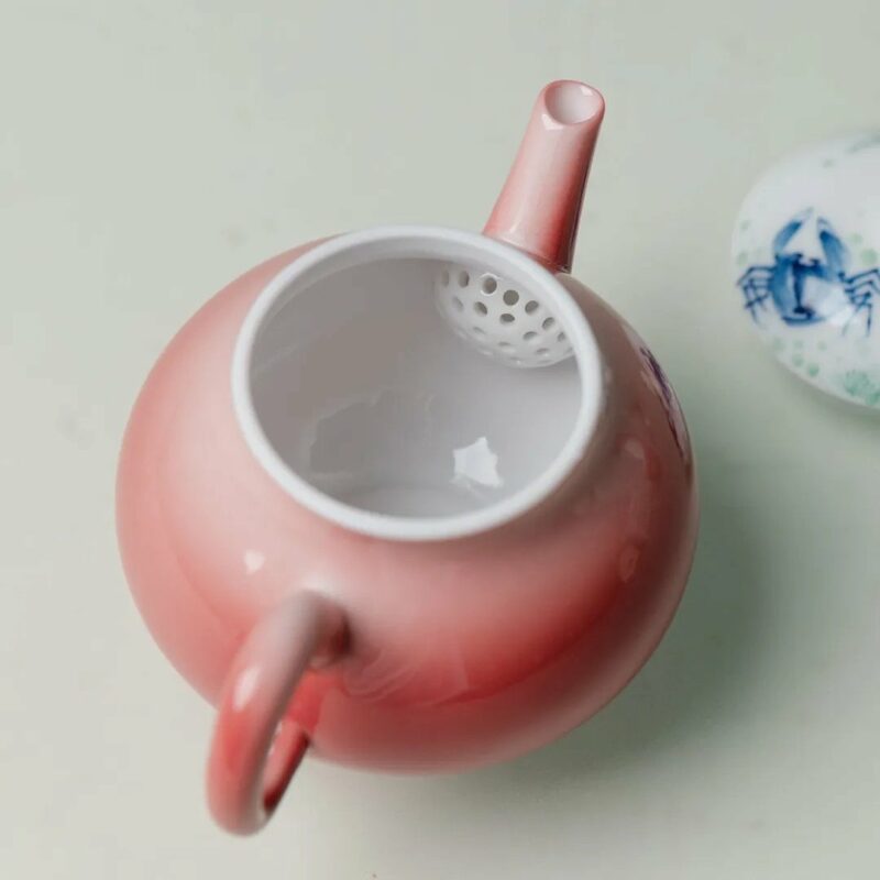 Hand-painted Porcelain Crab Pattern Gradient Pink Pear-Shaped 90ml Chinese Teapot