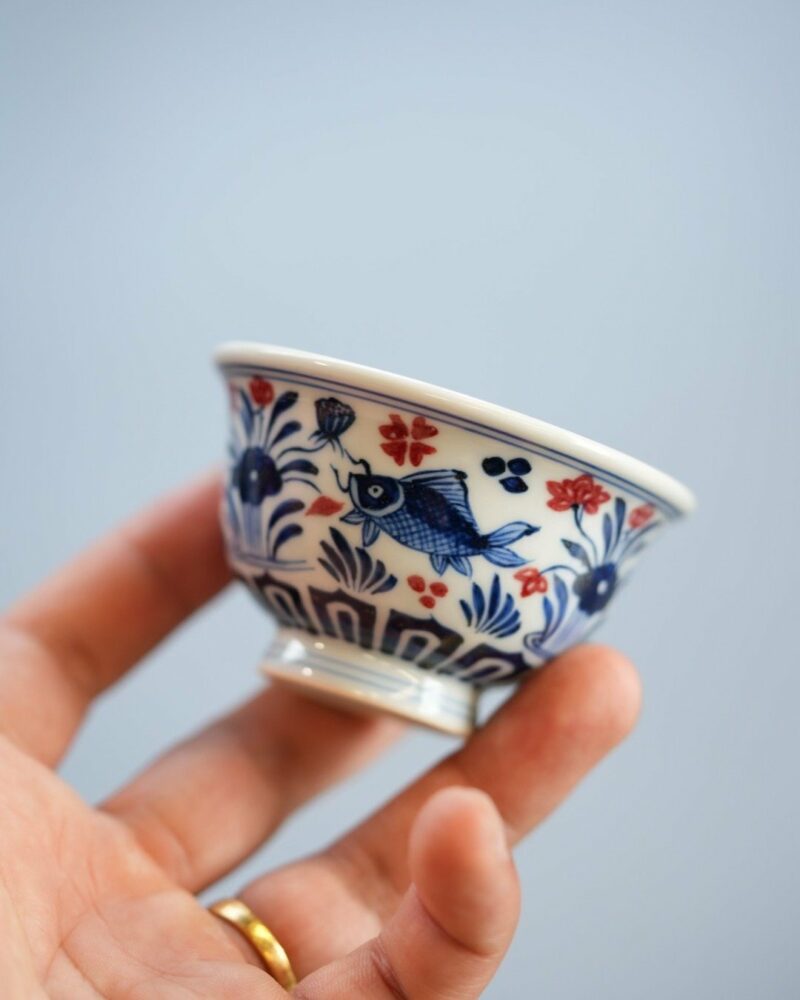 Handmade-Qinghua-Underglaze-Red-Porcelain-Fish-and-algae-50ml-Host-Cup4 Handmade Qinghua Underglaze Red Porcelain Fish and algae 50ml Host Cup