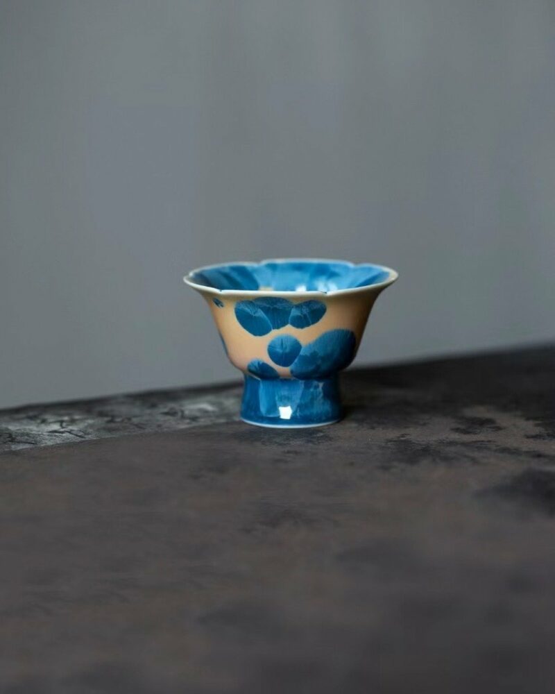 Gradient Glaze Wood-kiln Fired Ceramic Blue Crystal Flower 45ml Tea Cup