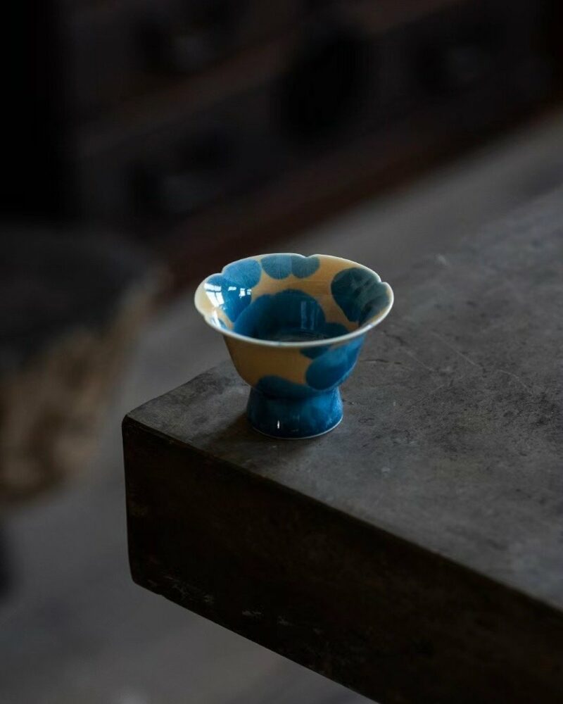 Gradient Glaze Wood-kiln Fired Ceramic Blue Crystal Flower 45ml Tea Cup