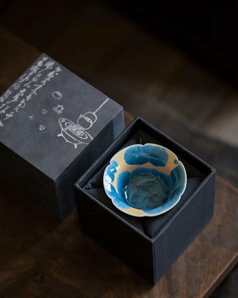 Gradient Glaze Wood-kiln Fired Ceramic Blue Crystal Flower 45ml Tea Cup