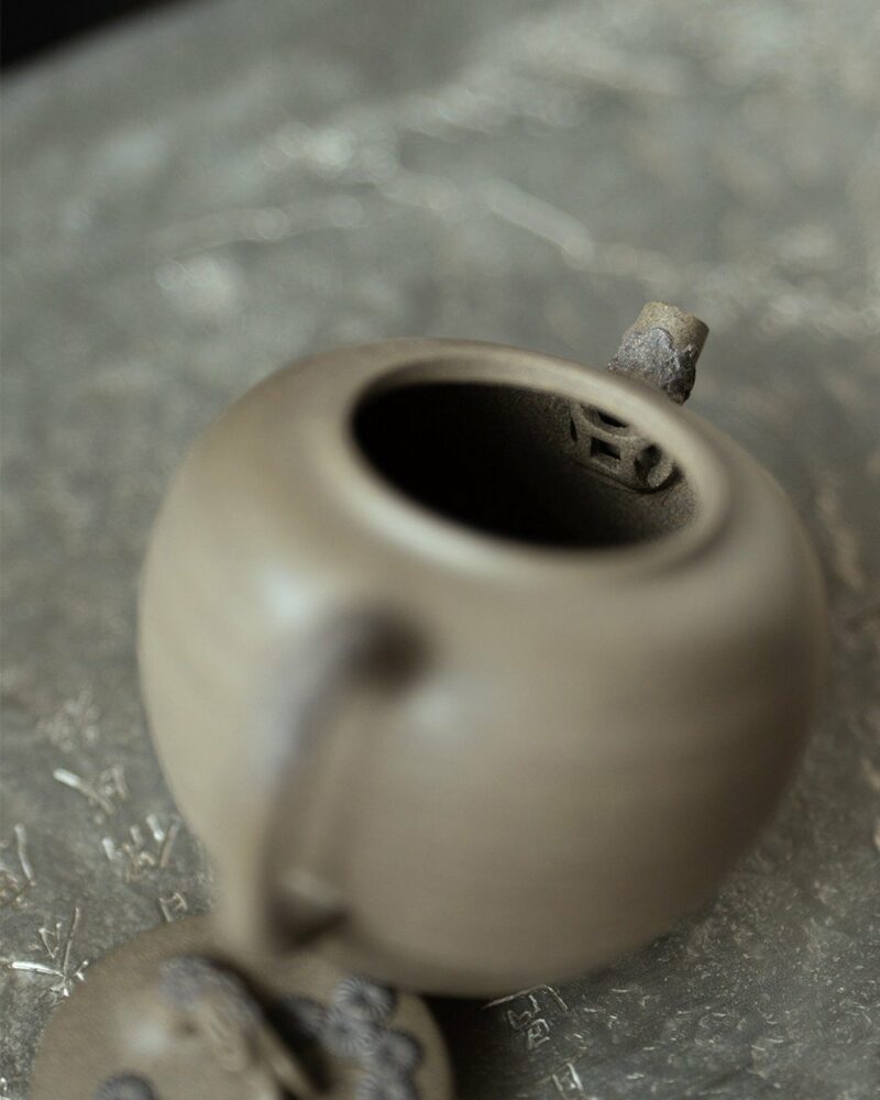 Half-Handmade-Qing-Duanni-Pine-Needle-Relief-200ml-Yixing-Teapot7 Half Handmade Qing Duanni Pine Needle Relief 200ml Yixing Teapot