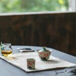 Hand-painted Ceramic Cat Beneath Falling Cherry Blossoms 100ml Gaiwan