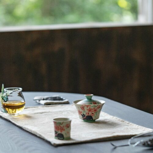 Hand-painted-Ceramic-Cat-Beneath-Falling-Cherry-Blossoms-100ml-Gaiwan1 Hand-painted Ceramic Cat Beneath Falling Cherry Blossoms 100ml Gaiwan