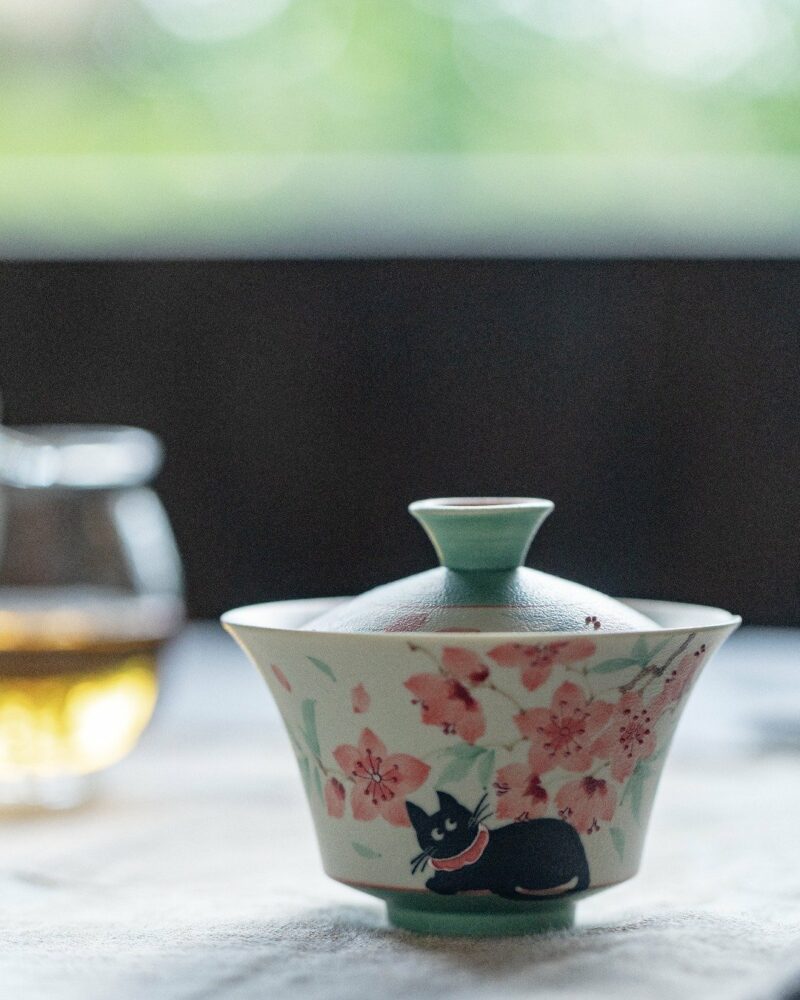 Hand-painted-Ceramic-Cat-Beneath-Falling-Cherry-Blossoms-100ml-Gaiwan2 Hand-painted Ceramic Cat Beneath Falling Cherry Blossoms 100ml Gaiwan