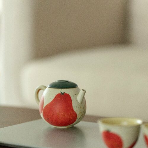 Hand-painted-Ceramic-Persimmon-and-Lucky-Dragon-Egg-140ml-Chinese-Teapot1 Hand-painted Ceramic Persimmon and Lucky Dragon Egg 140ml Chinese Teapot