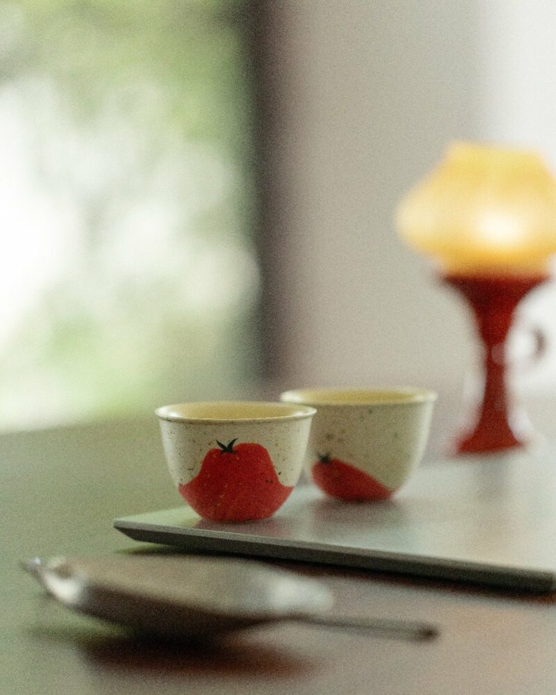 Hand-painted-Ceramic-Persimmon-and-Lucky-Dragon-Egg-140ml-Chinese-Teapot10 Hand-painted Ceramic Persimmon and Lucky Dragon Egg 140ml Chinese Teapot