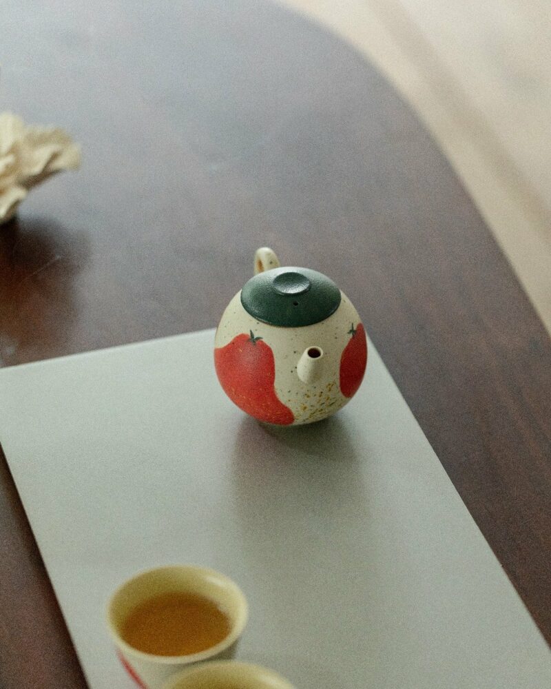 Hand-painted-Ceramic-Persimmon-and-Lucky-Dragon-Egg-140ml-Chinese-Teapot3 Hand-painted Ceramic Persimmon and Lucky Dragon Egg 140ml Chinese Teapot