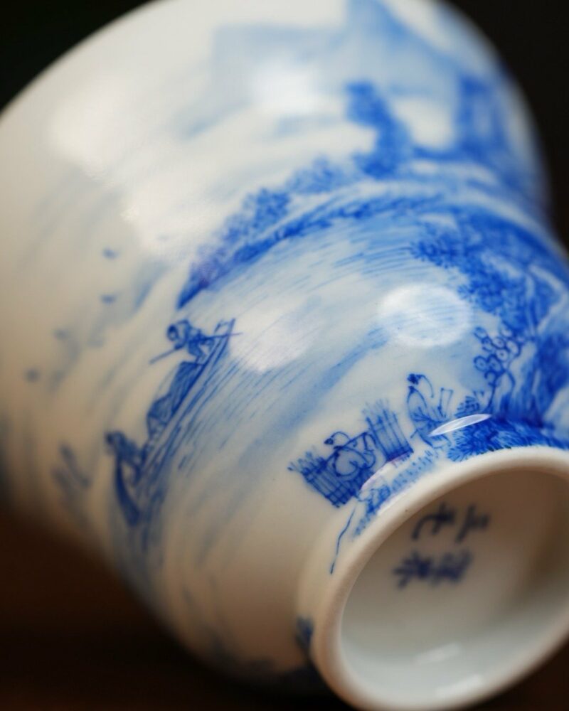 Hand-painted-Qinghua-Porcelain-Landscape-90ml-Host-Cup4 Hand-painted Qinghua Porcelain Landscape 90ml Host Cup
