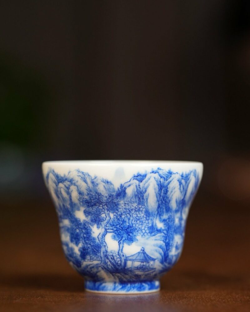 Hand-painted-Qinghua-Porcelain-Landscape-90ml-Host-Cup6 Hand-painted Qinghua Porcelain Landscape 90ml Host Cup
