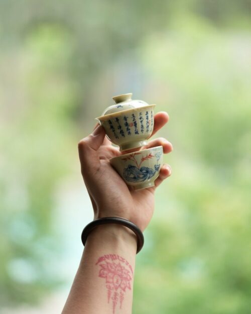 Hand-painted Qinghua Porcelain Love Lotus Calligraphy 65ml Gaiwan Set