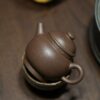 Tetera de Yixing «Gu Du Wu Ni Ju Lun Zhu» de 80 ml, totalmente hecha a mano. Reserva. Envío en 20 días.