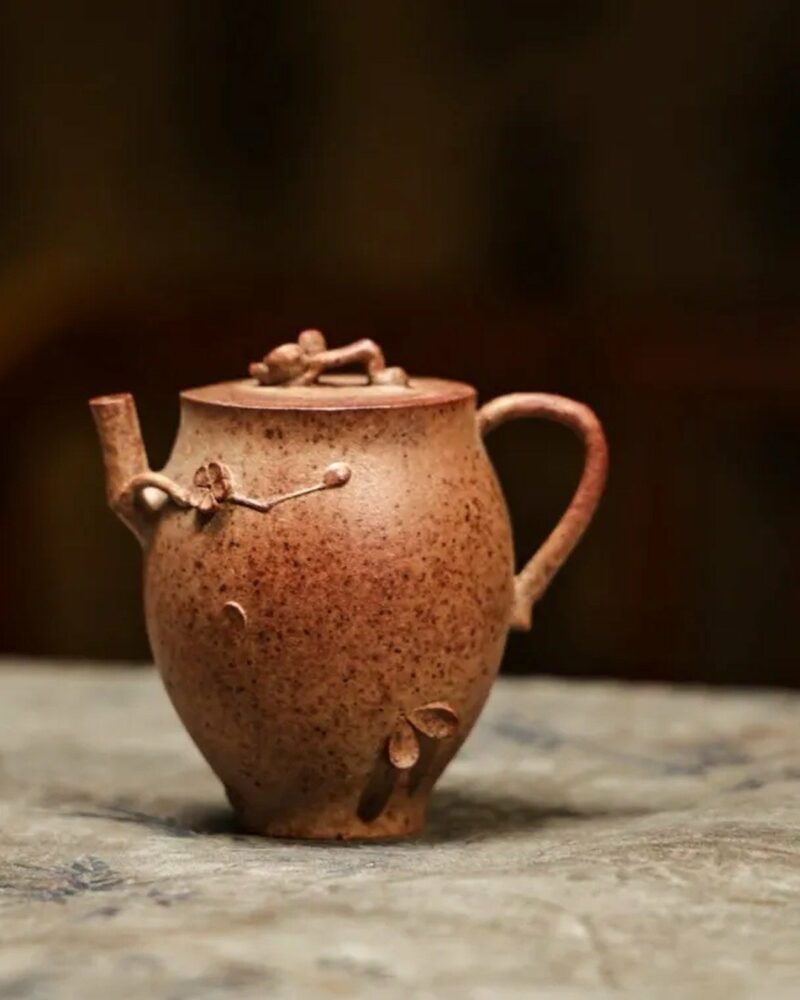 Tetera de Yixing «Duanni» de 90 cc, totalmente hecha a mano y cocida a leña, con relieve de ramas «Duanni»